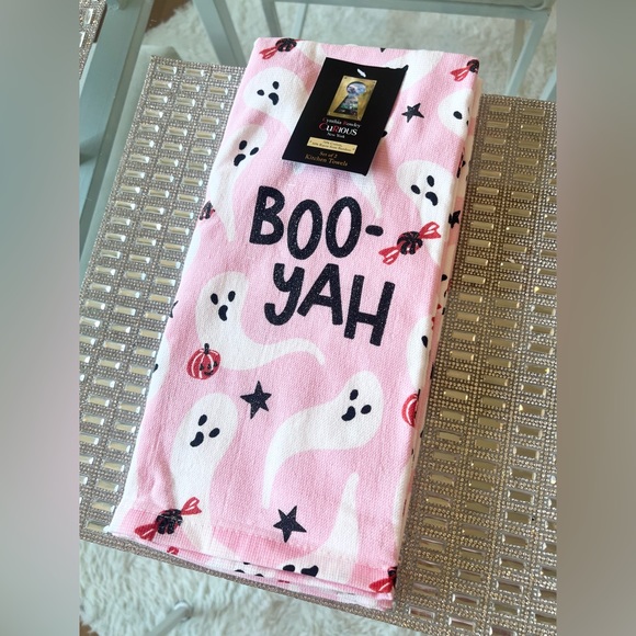👻 BOO-YAH Halloween Ghost Pink Kitchen Hand Towels Set NEW - Picture 2 of 2
